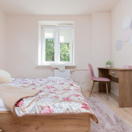 ורשה Mokotow Apartments Reytan By Noclegi Renters מראה חיצוני תמונה